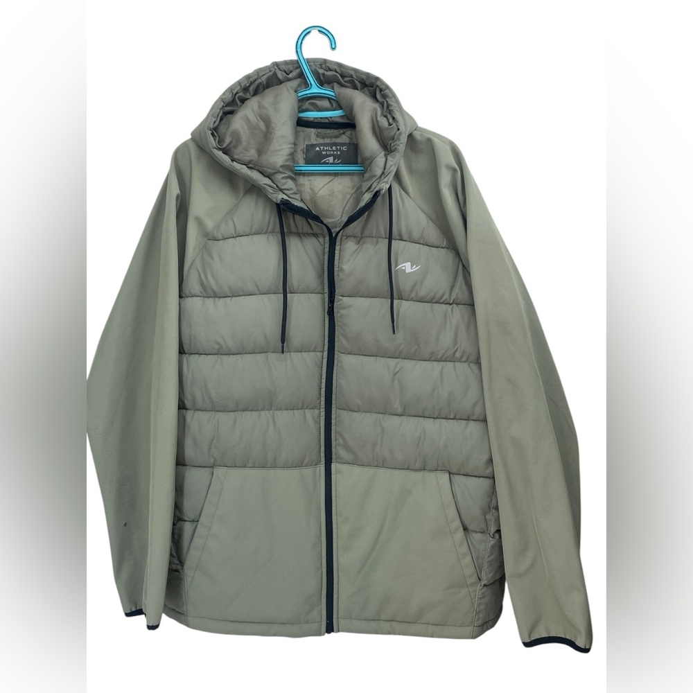Athletic Works Men’s Khaki Hooded Puffer Jacket Lightweight Casual Coat